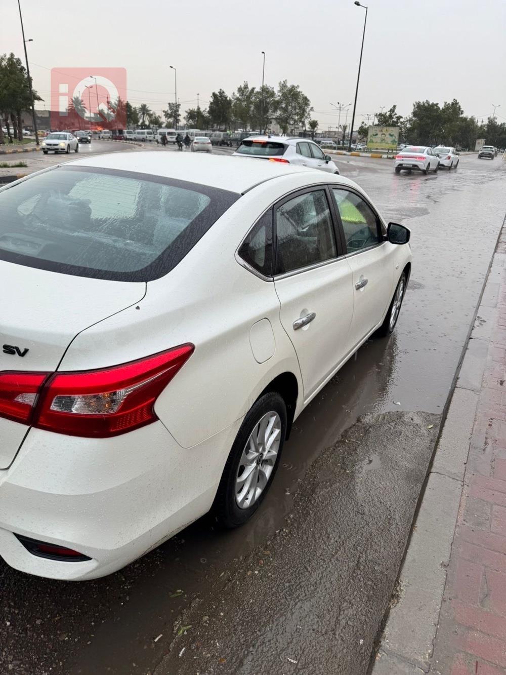 نيسان سنترا